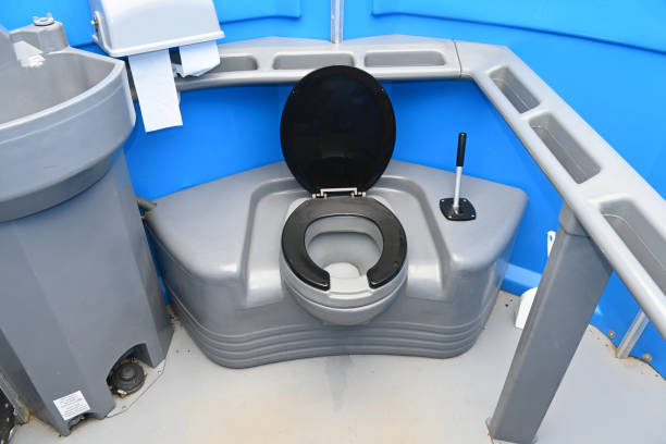 Best Standard Portable Toilet Rental in Hillsboro, WI